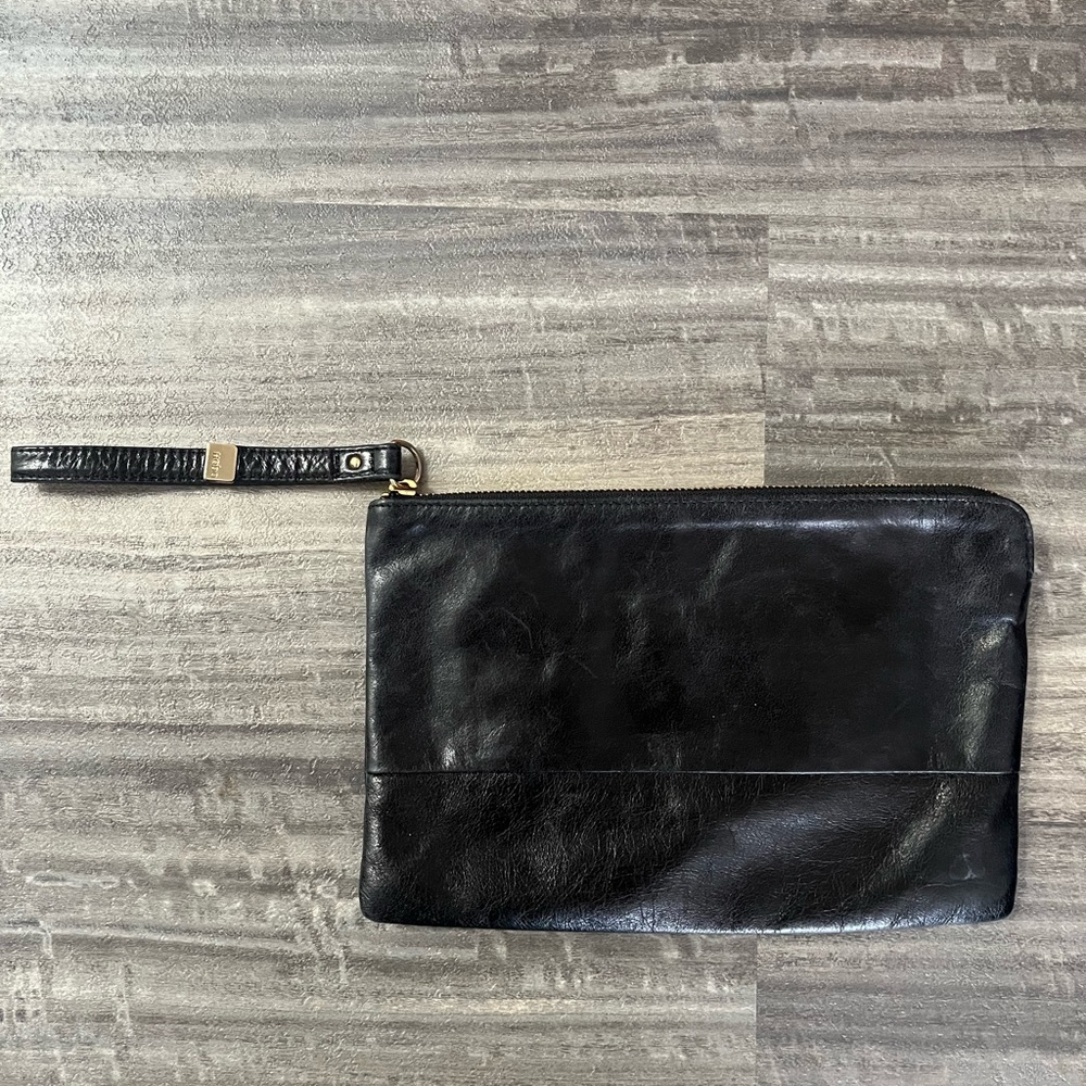 HOBO Evolve Wristlet Clutch